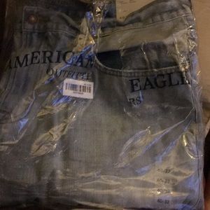 Light Size 40/32 American Eagle jeans